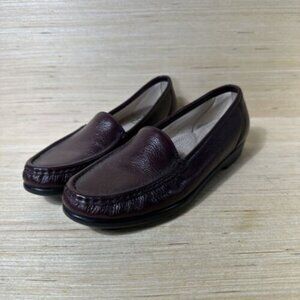 SAS TRIPAD COMFORT FOOTBED SHOE Women's SIZE 9S Burgundy Made In USA